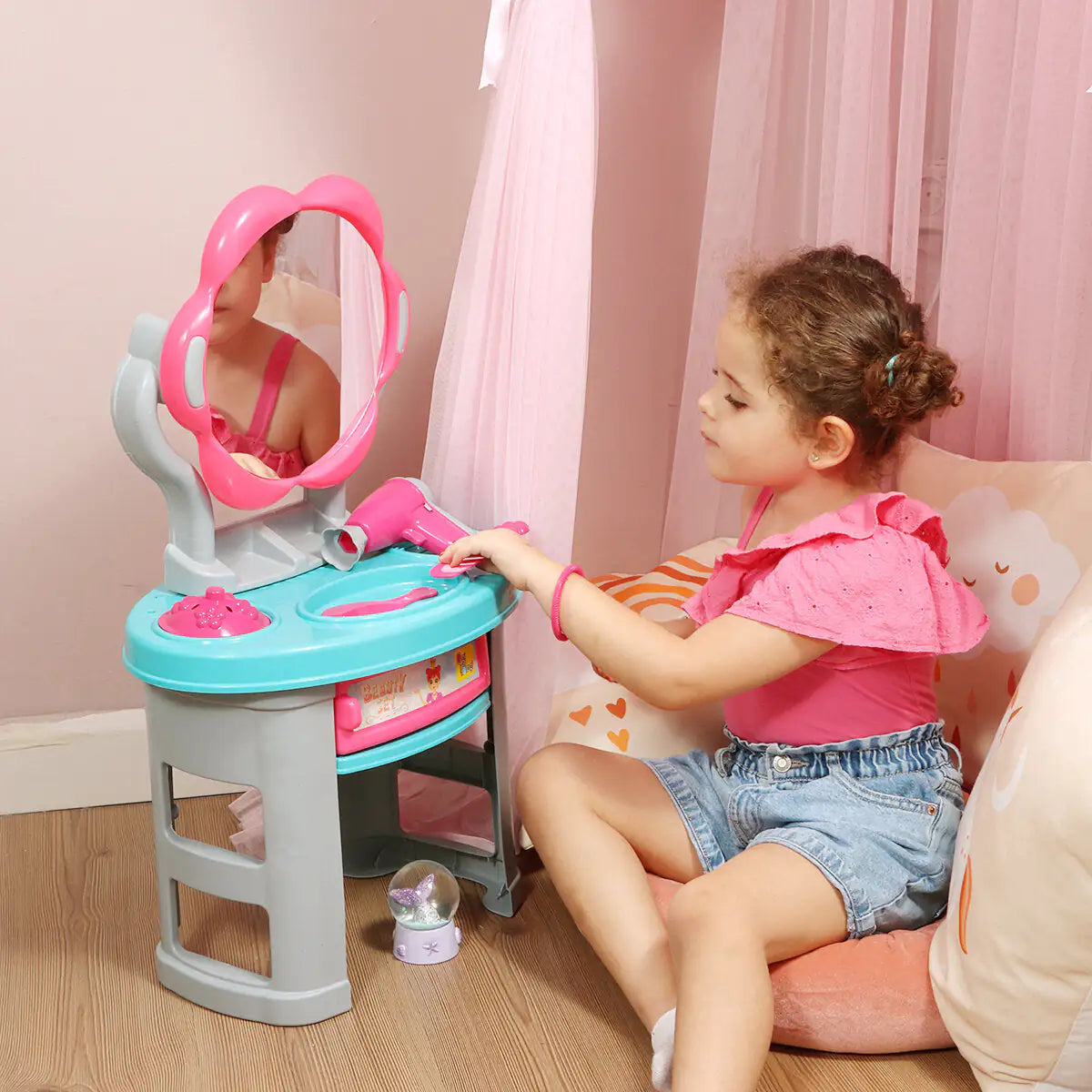 Ogi Mogi 18-Piece Beauty Playset