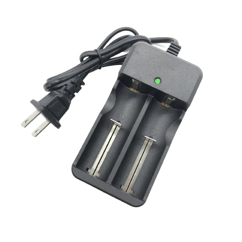 Smart Li-ion Charger 3.7V Universal Slots - USA
